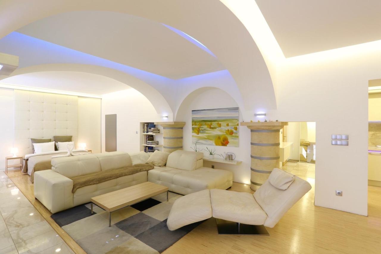 Residence Caesar By Homester Brno Exterior photo